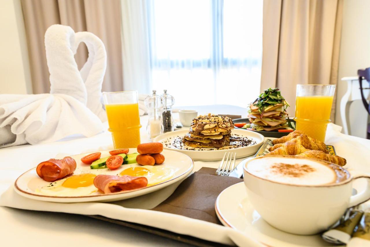 Emerald Suites フロリナ エクステリア 写真