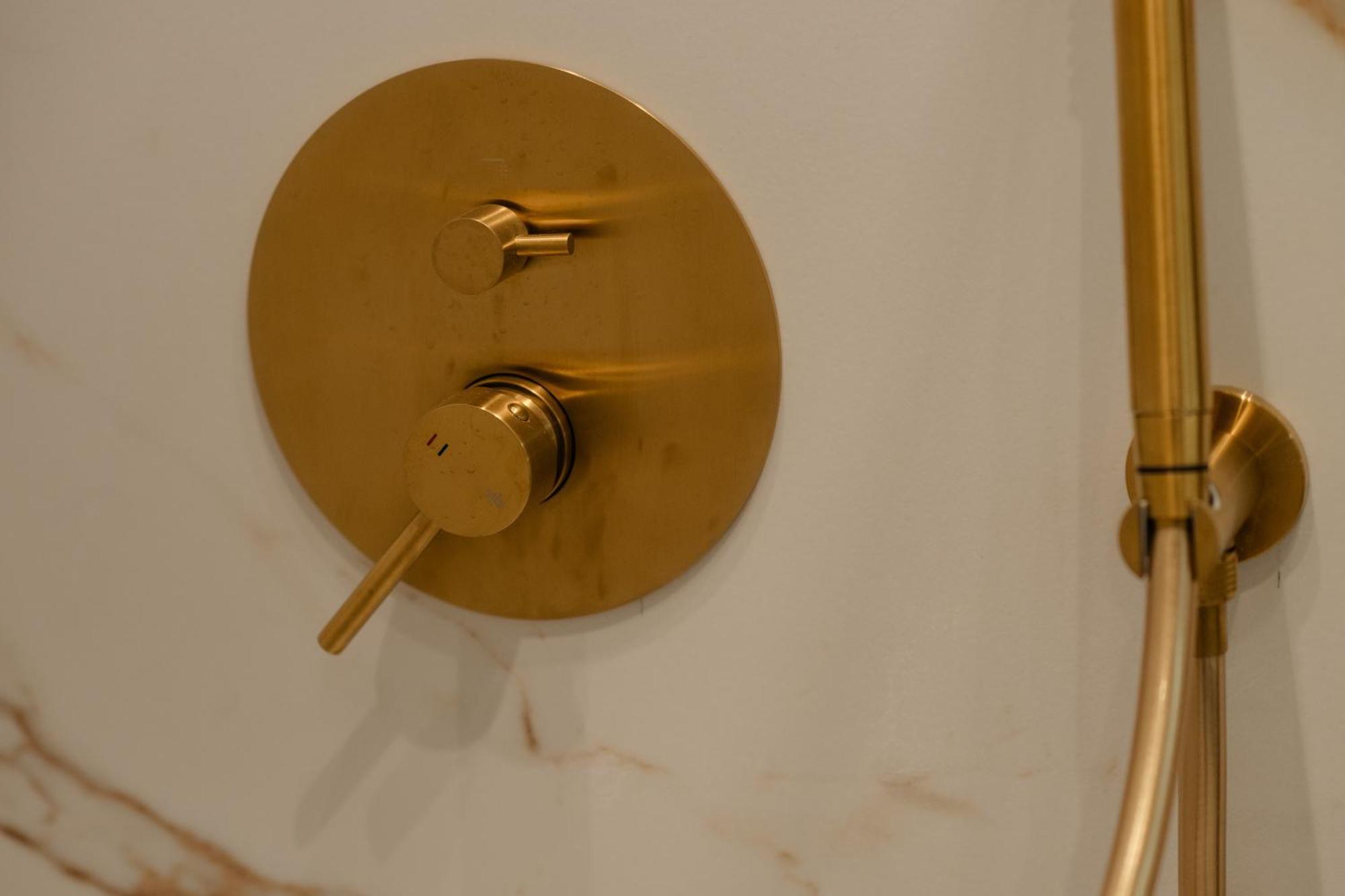 Emerald Suites フロリナ エクステリア 写真