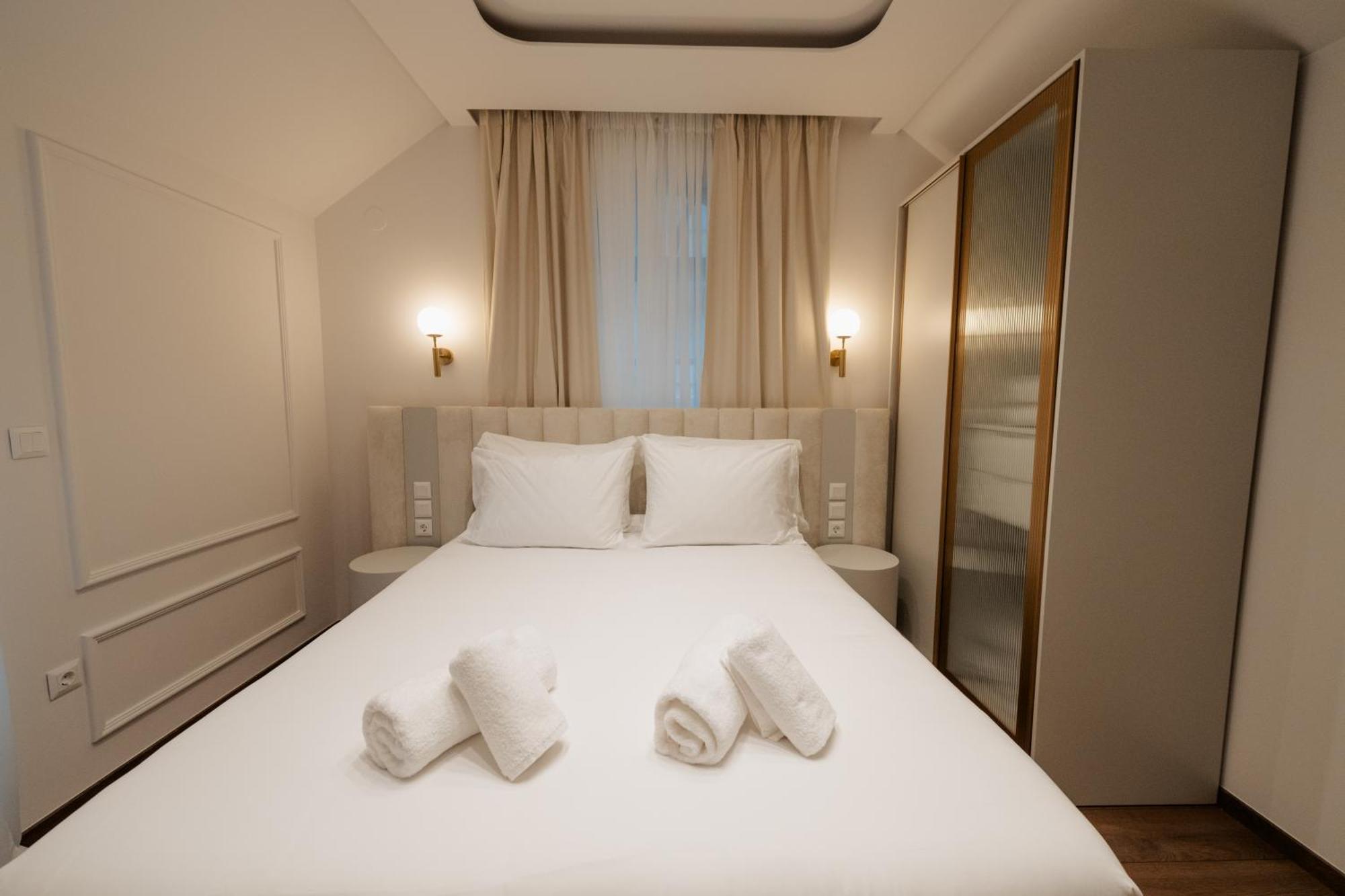 Emerald Suites フロリナ エクステリア 写真