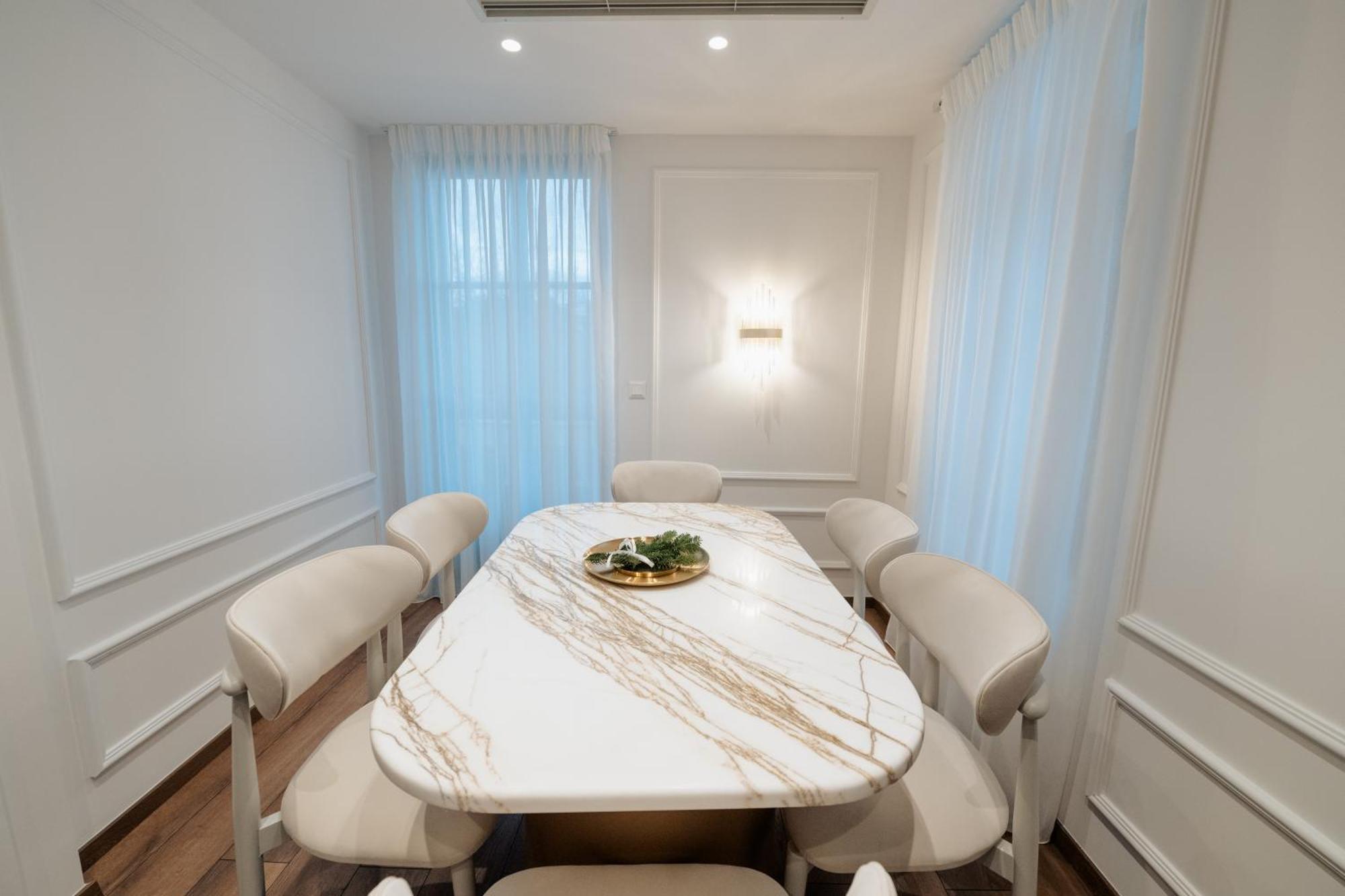 Emerald Suites フロリナ エクステリア 写真