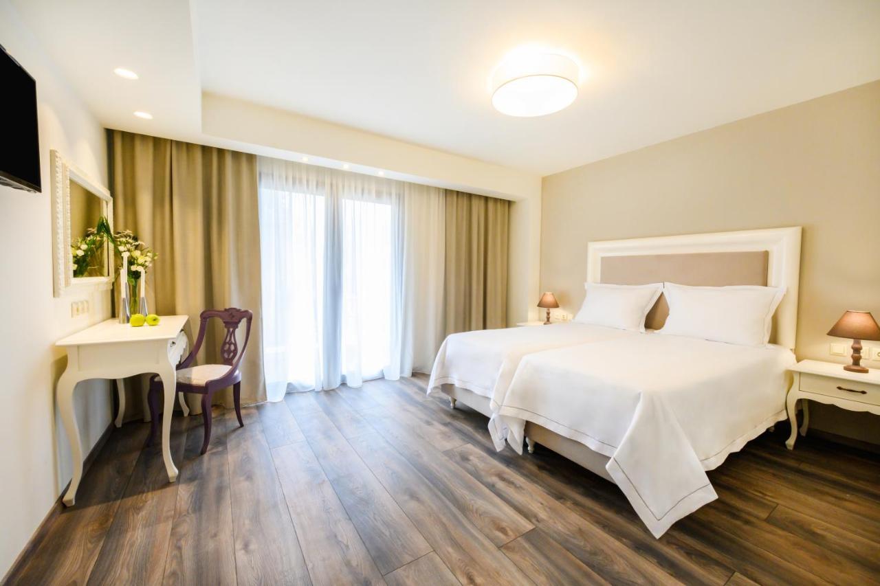 Emerald Suites フロリナ エクステリア 写真