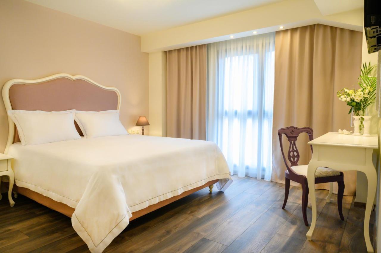 Emerald Suites フロリナ エクステリア 写真