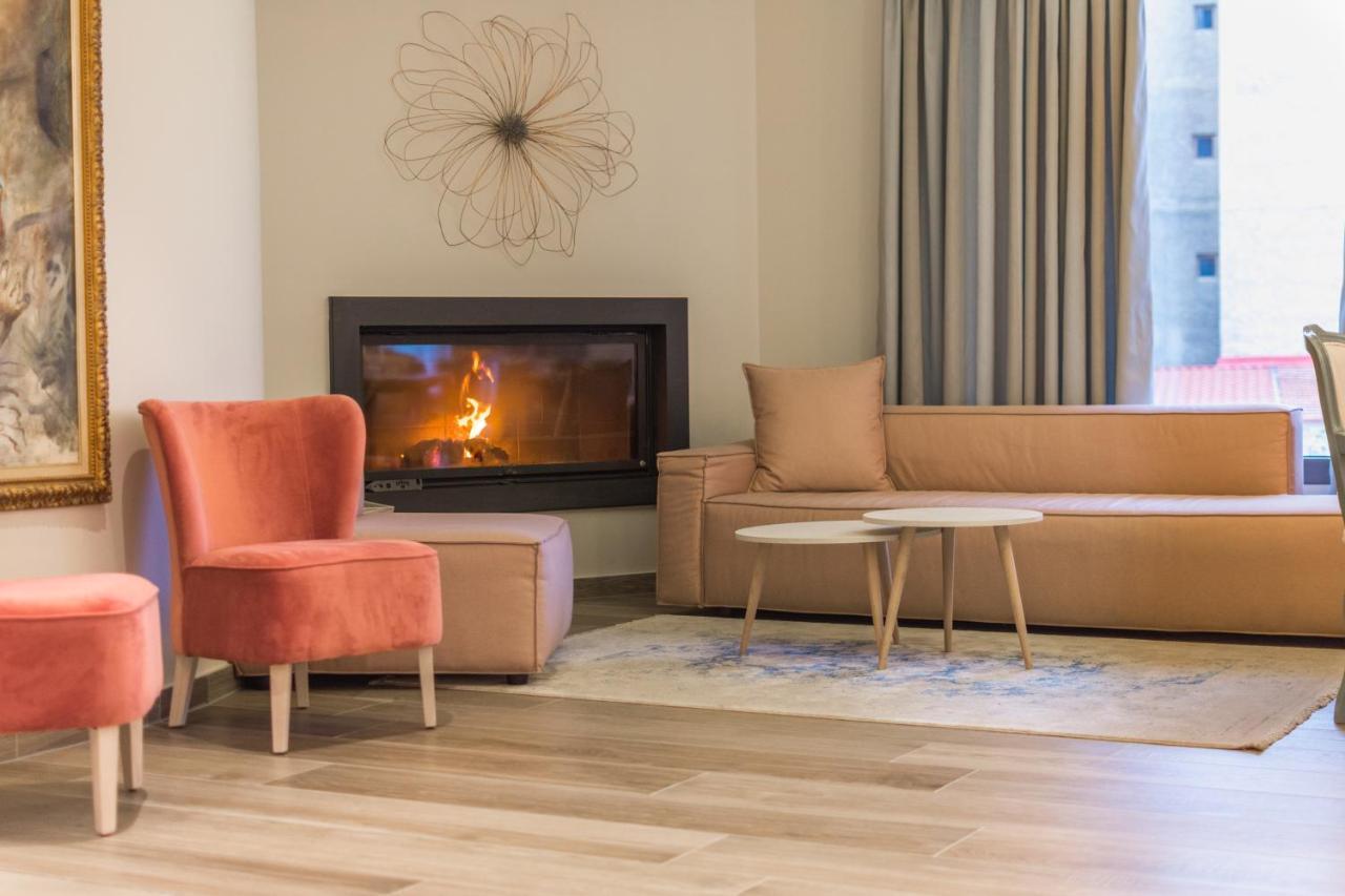 Emerald Suites フロリナ エクステリア 写真